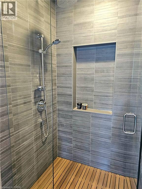18 ALANSON Street — photo 36 of 40