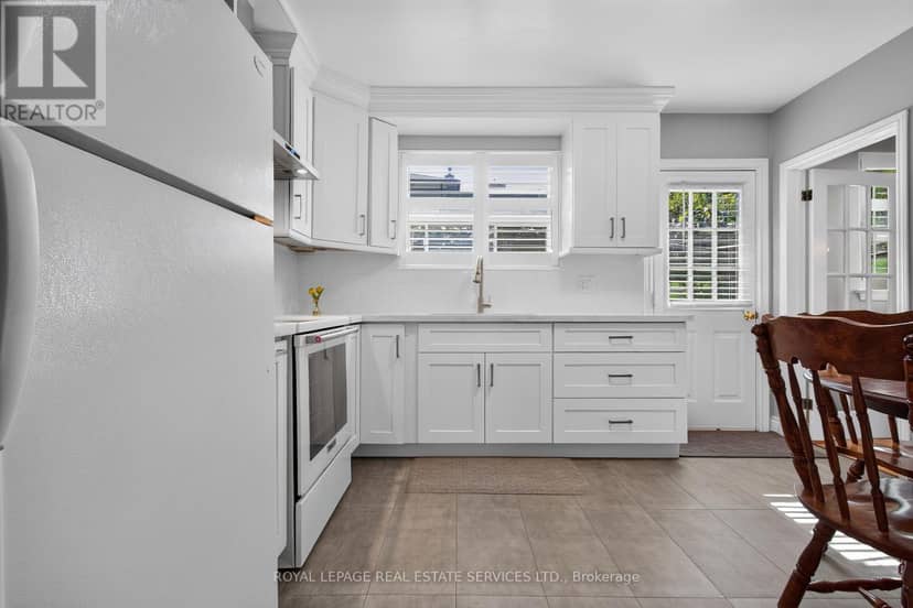 146 Vista Drive — photo 14 of 35