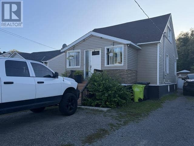 317 Moody ST — photo 3 of 3