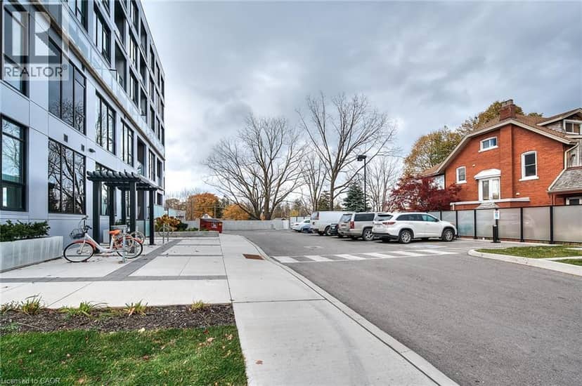 690 KING Street W Unit# 112 — photo 38 of 39