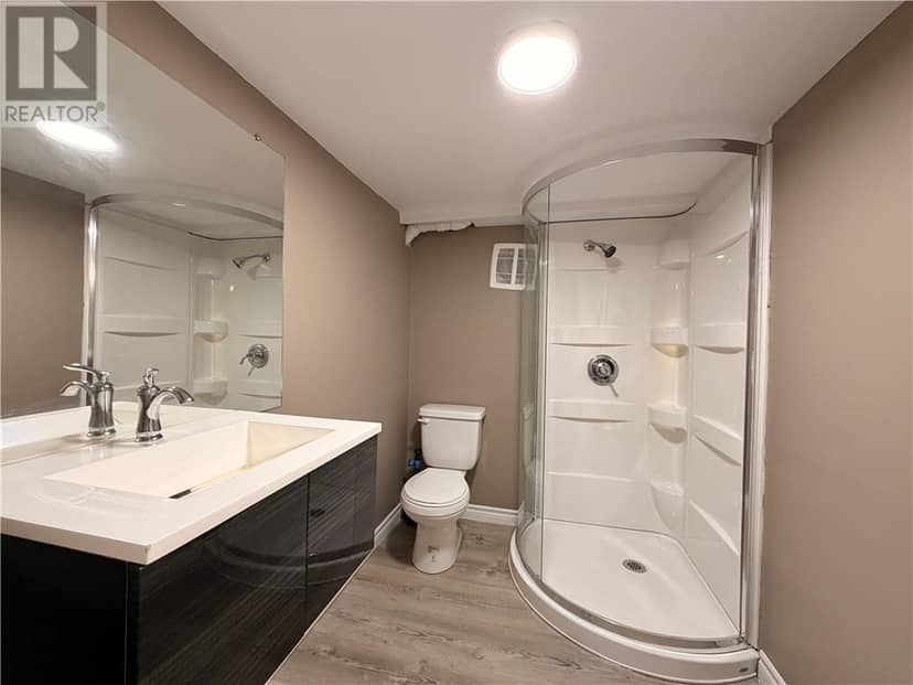 976 Bancroft Drive — photo 16 of 17