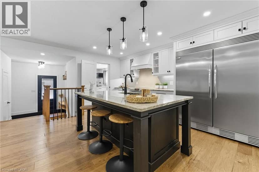 115 LAKESHORE Road — photo 14 of 40