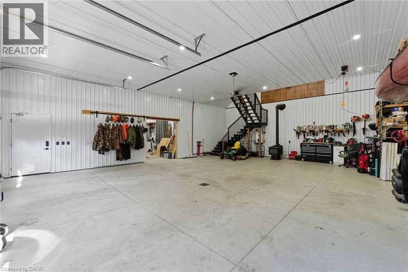 115 LAKESHORE Road — photo 35 of 40