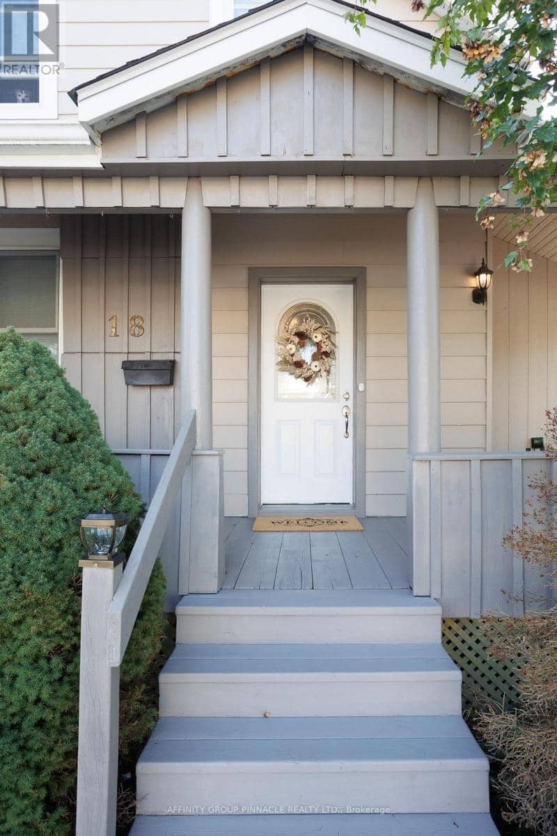 18 Clifton Street, Kawartha Lakes, photo 2