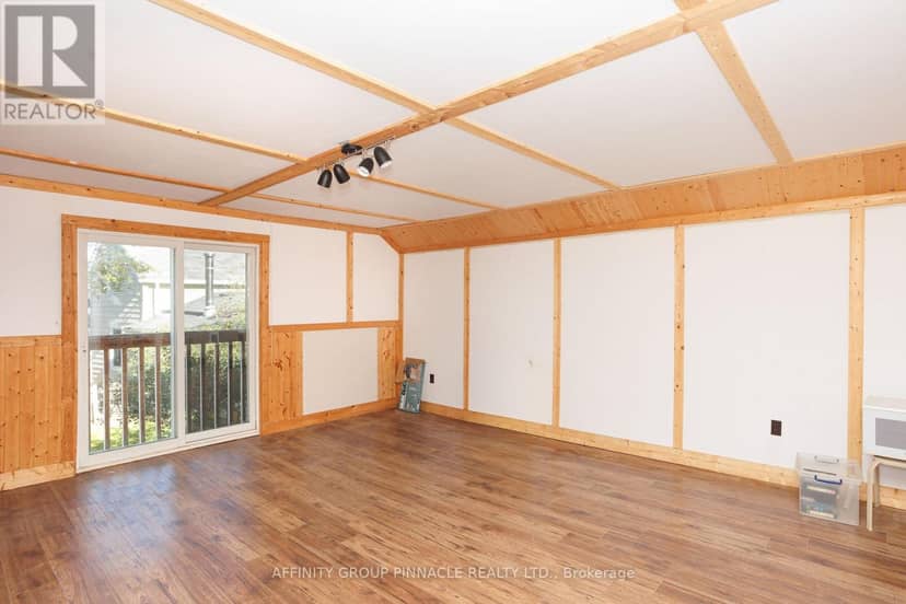 18 Clifton Street — photo 20 of 37