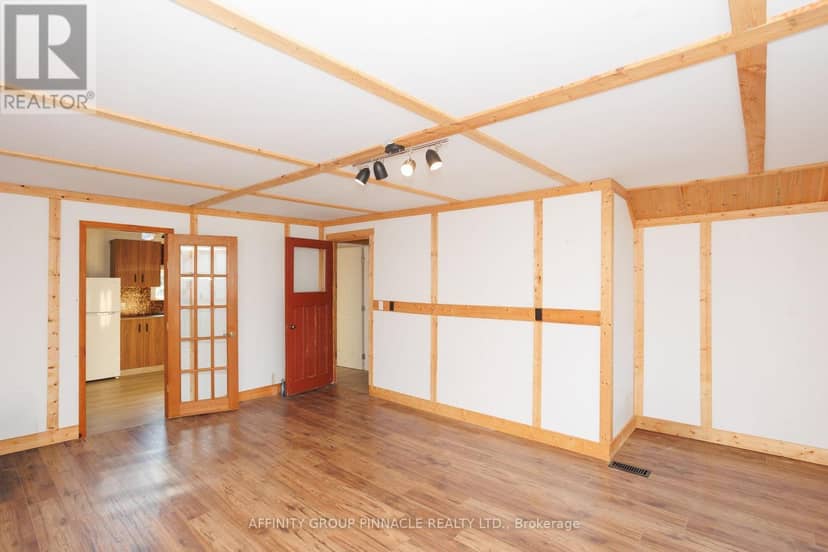 18 Clifton Street — photo 21 of 37