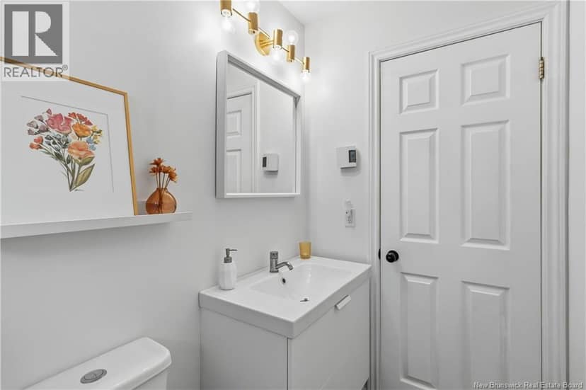 161 Morewood Crescent — photo 35 of 40