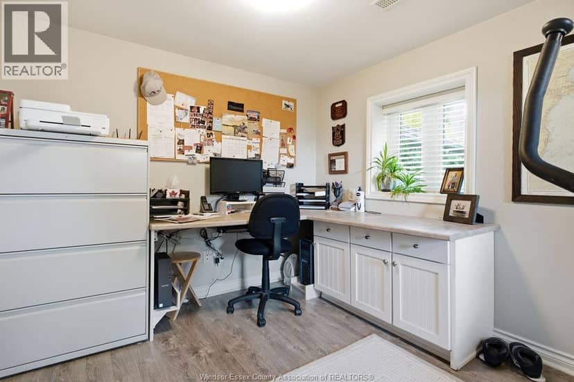 431 Charron Beach — photo 21 of 40