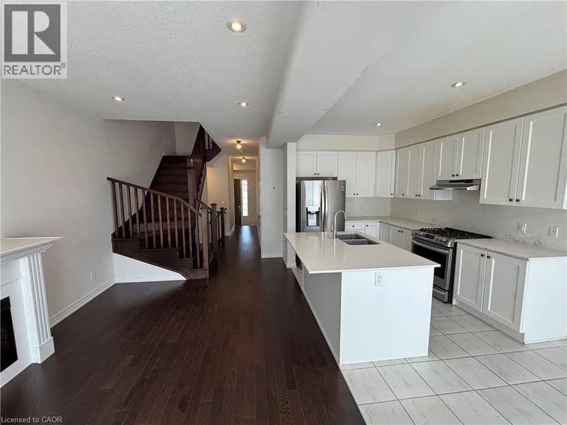 60 REISTWOOD Drive — photo 13 of 28