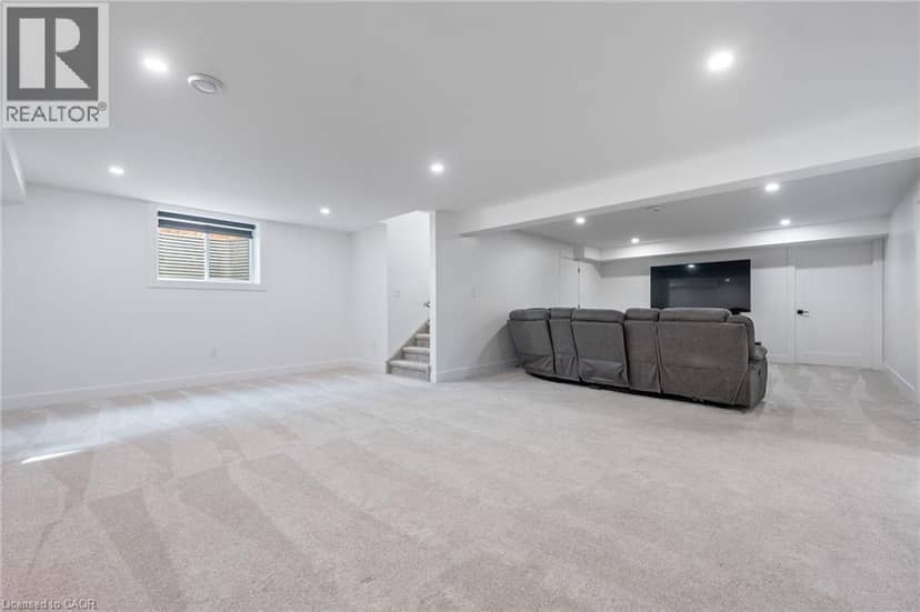 9 MACNEIL Court — photo 23 of 35