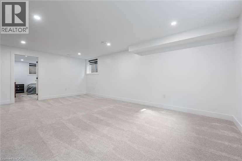 9 MACNEIL Court — photo 26 of 35