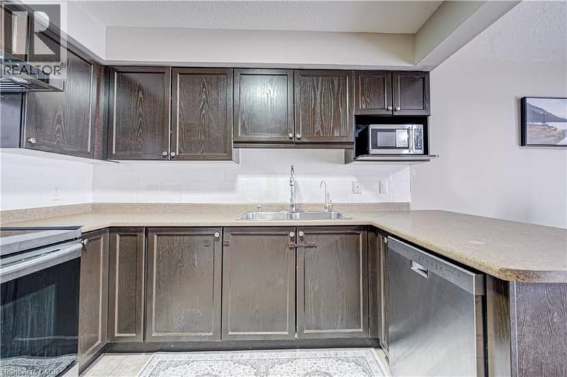 300 FALLOWFIELD Drive Unit# 21 — photo 10 of 28