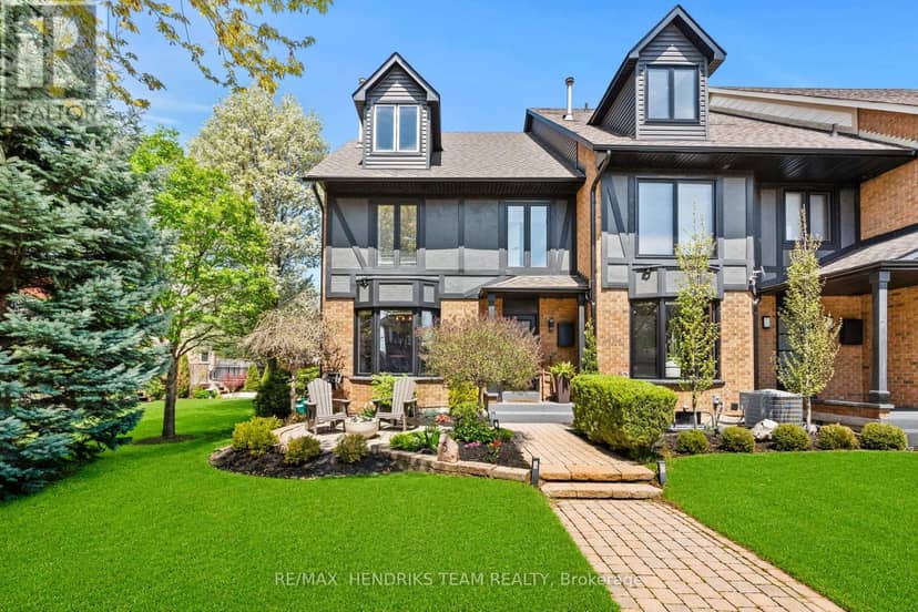 5 Harbour Drive — photo 1 of 40