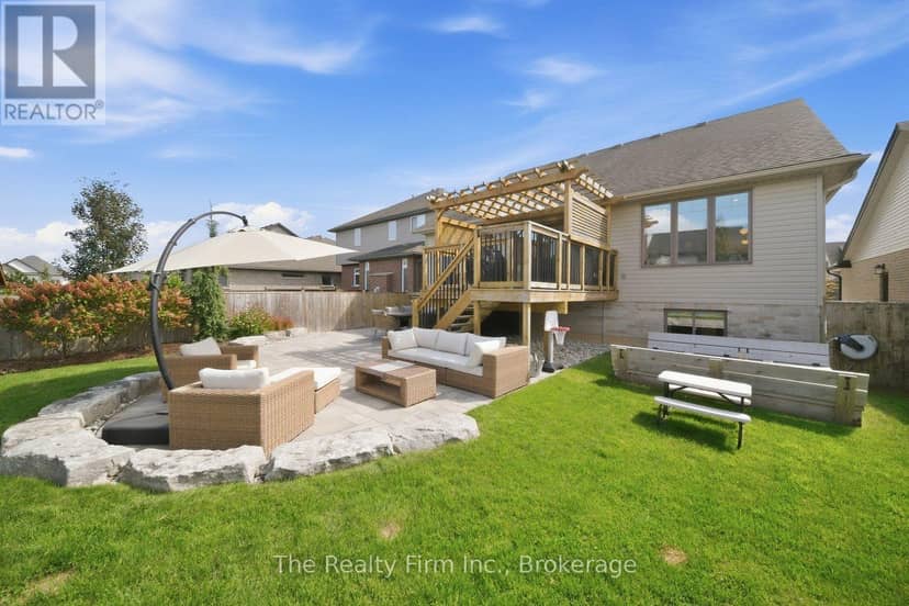 247 Dieppe Drive — photo 37 of 40
