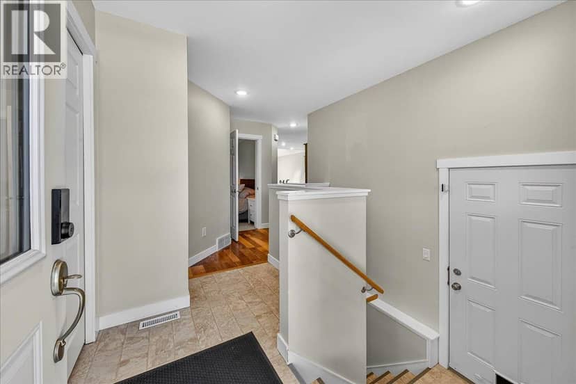 989 SWANSEA VIEW Road Unit# 10, Windermere, photo 3
