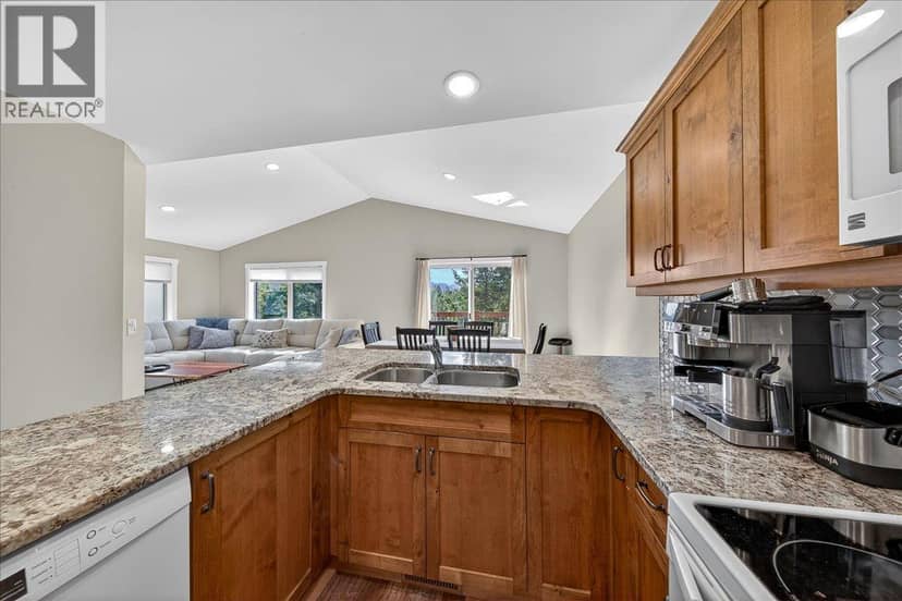 989 SWANSEA VIEW Road Unit# 10, Windermere, photo 8