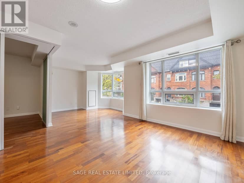 209 - 18 Beverley Street — photo 21 of 40