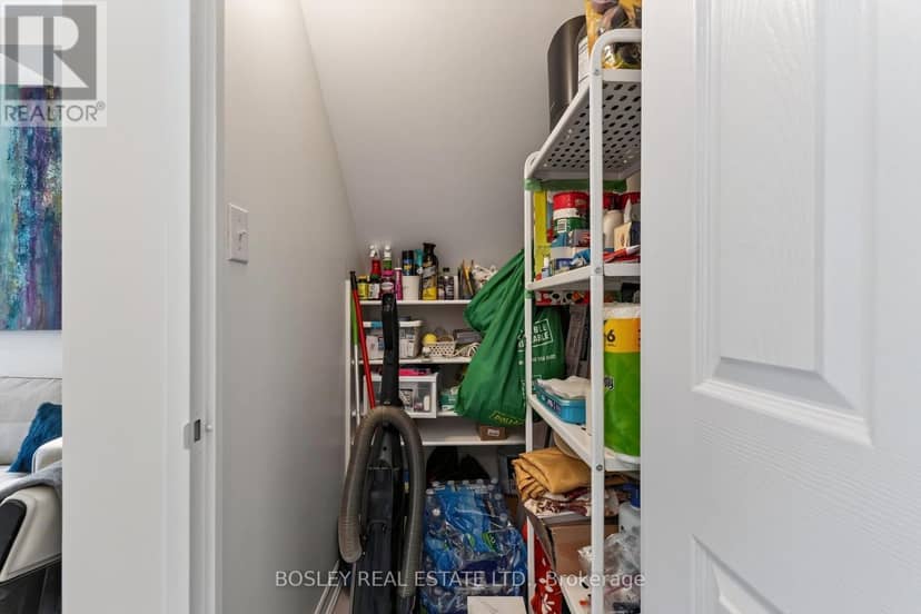 501 - 225 Merton Street — photo 26 of 28