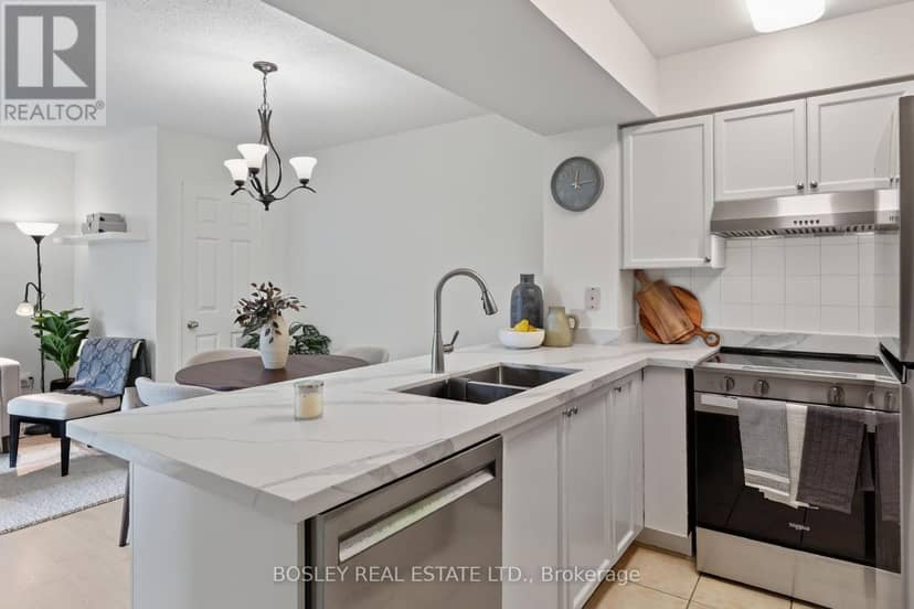 501 - 225 Merton Street — photo 9 of 28
