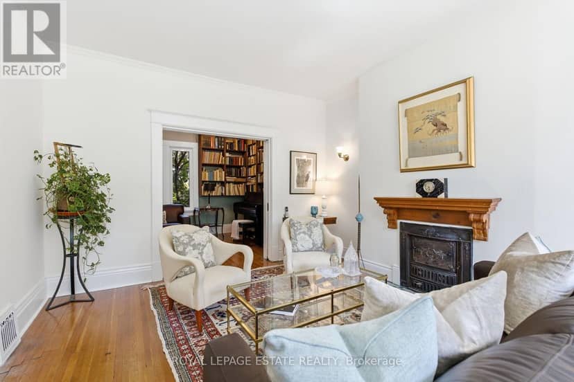 14 Lyall Avenue, Toronto, photo 4