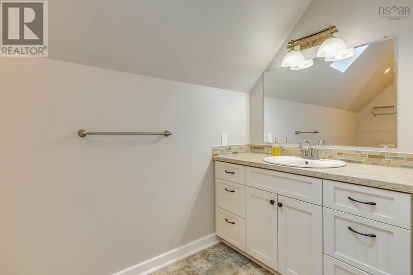 12991 Peggys Cove Road — photo 23 of 40