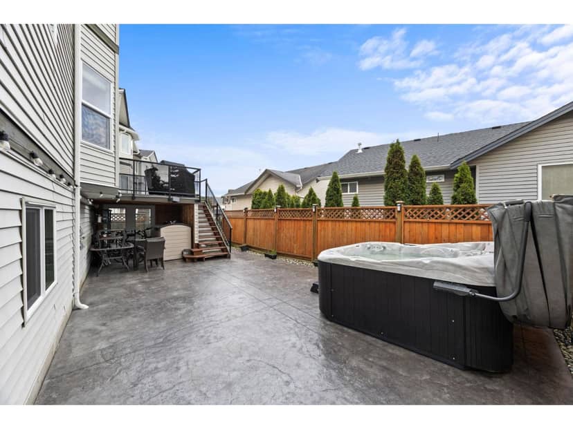 20496 67 AVENUE, Langley, photo 2
