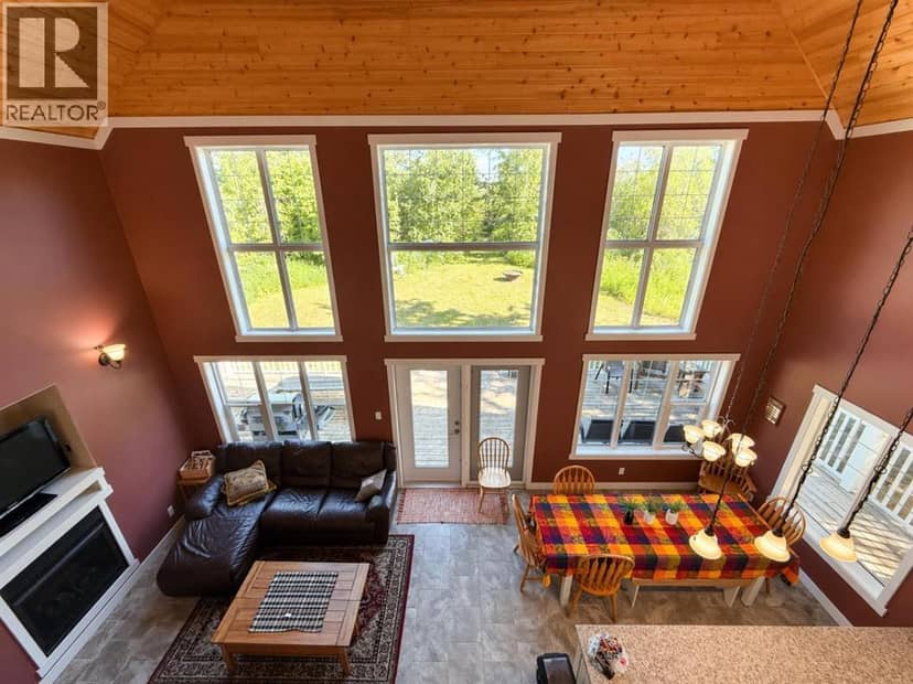 151 Peace River Avenue — photo 14 of 24