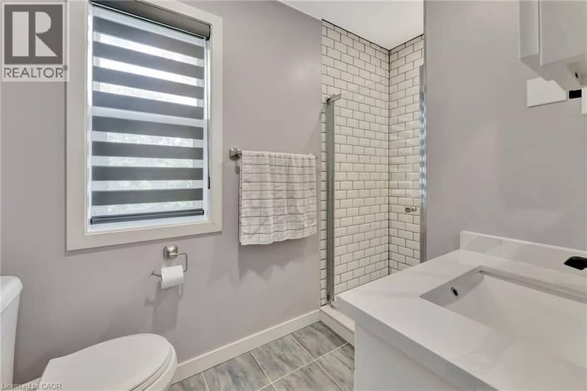 12 ALBERT Street — photo 16 of 40