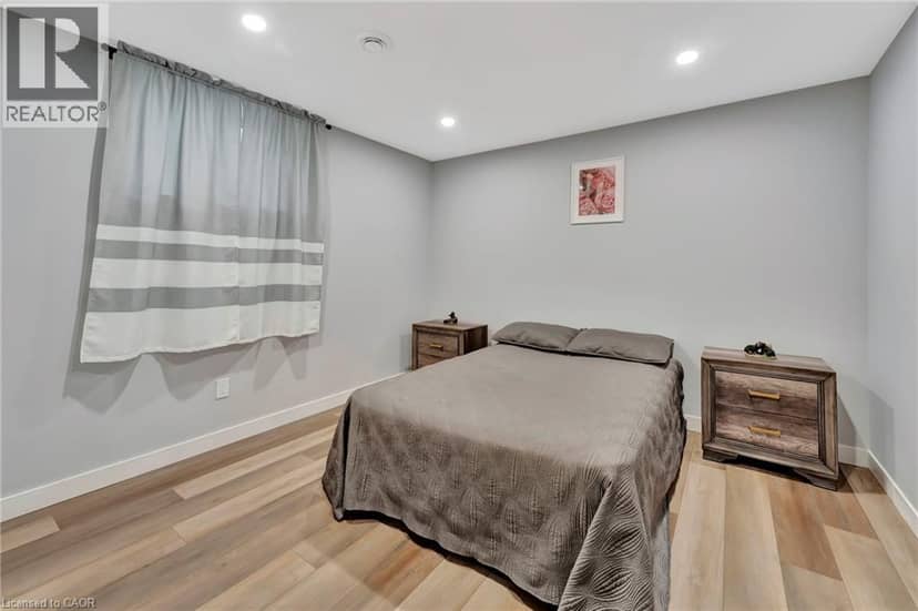 12 ALBERT Street — photo 29 of 40