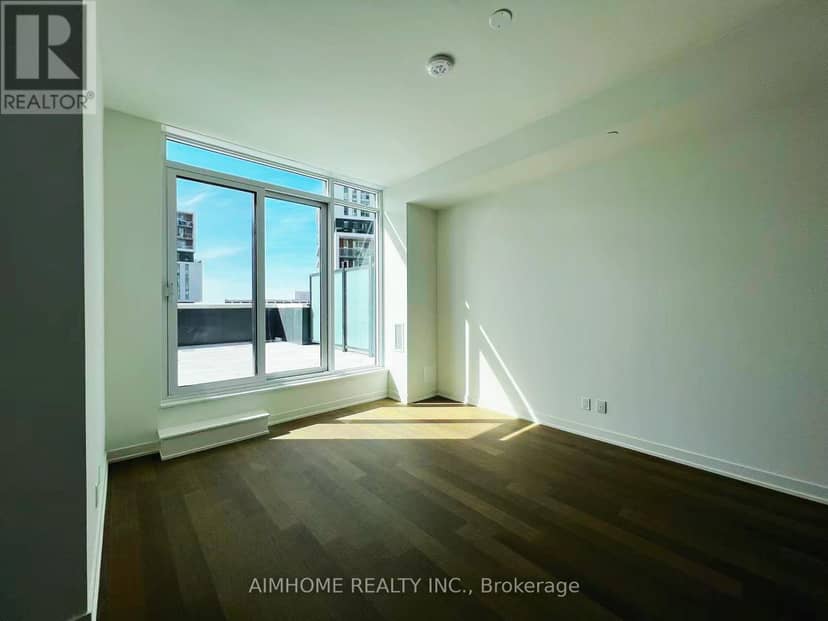 902 - 38 Simcoe Promenade — photo 16 of 39
