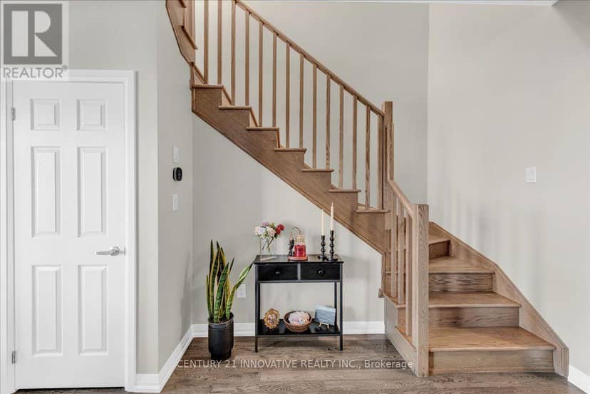 9 Granville Crescent — photo 19 of 34