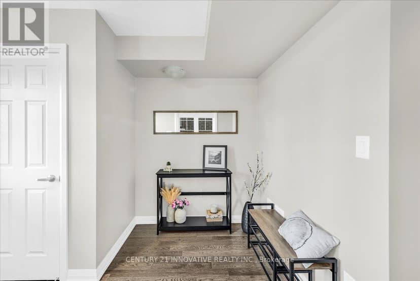 9 Granville Crescent — photo 4 of 34