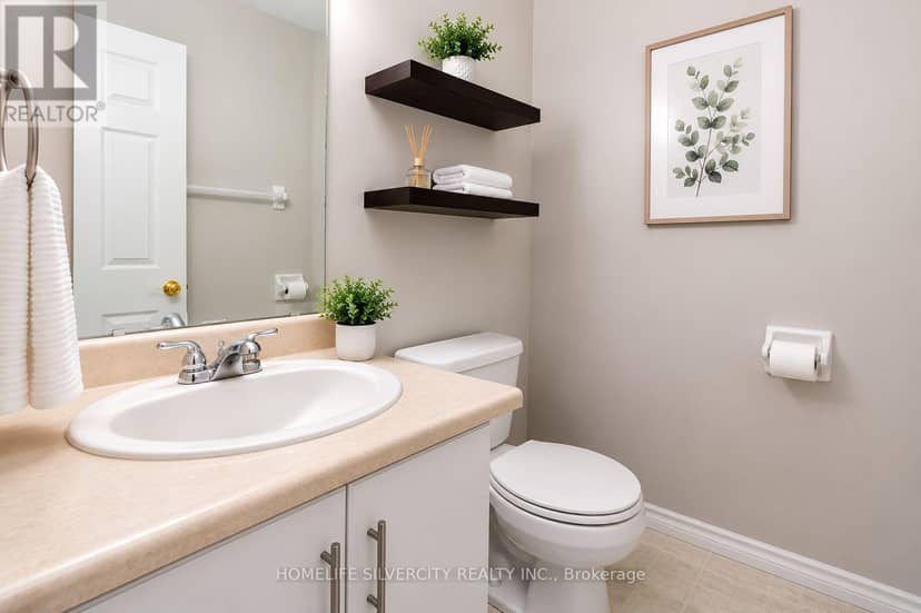 303 - 733 Deveron Crescent — photo 15 of 20