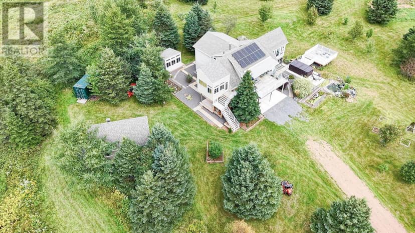 11348 Shore Road, Little Sands, photo 3