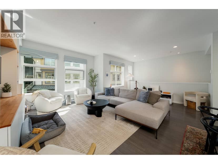 61 39548 LOGGERS LANE, Squamish, photo 4