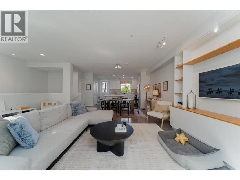 61 39548 LOGGERS LANE, Squamish, photo 6