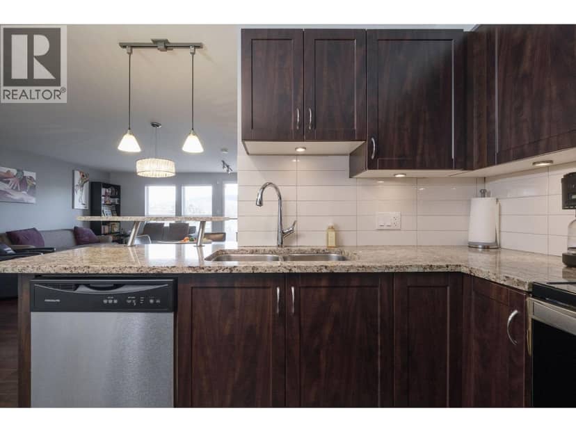 306 2191 SHAUGHNESSY STREET, Port Coquitlam, photo 5