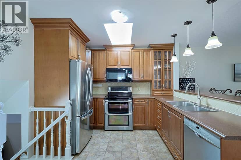 1234 Thistledown AVENUE — photo 9 of 30