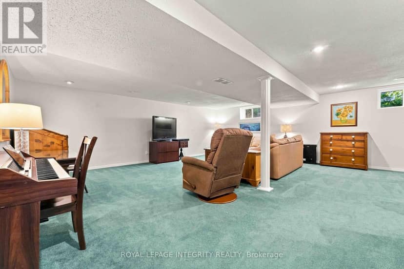 7365 Bleeks Road — photo 33 of 40