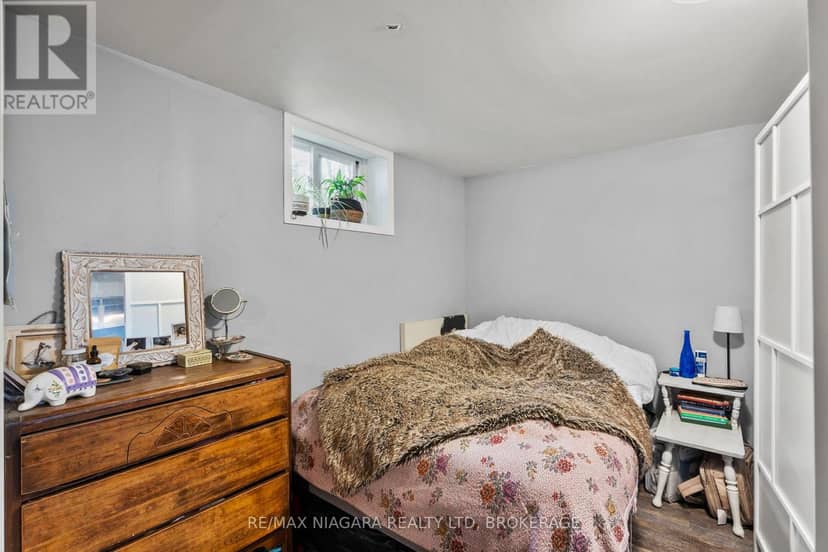 1068 Niagara Stone Road — photo 31 of 40