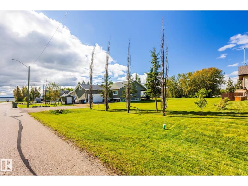 106 1 St, Rural Lac Ste. Anne County, photo 2
