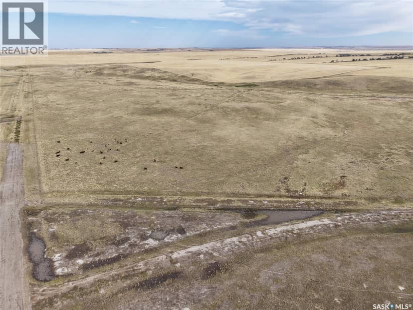 531.43 Acres Mixed Use Land Near Willow Bunch — photo 6 of 30