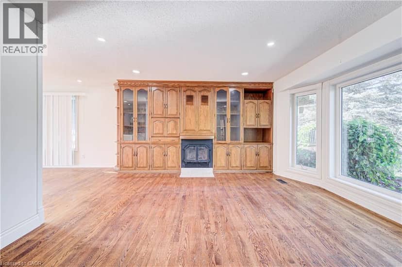 11 BROCK Road S, Puslinch, photo 7