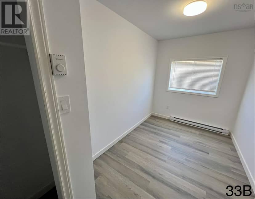 33 A/B Inverness Street — photo 13 of 22