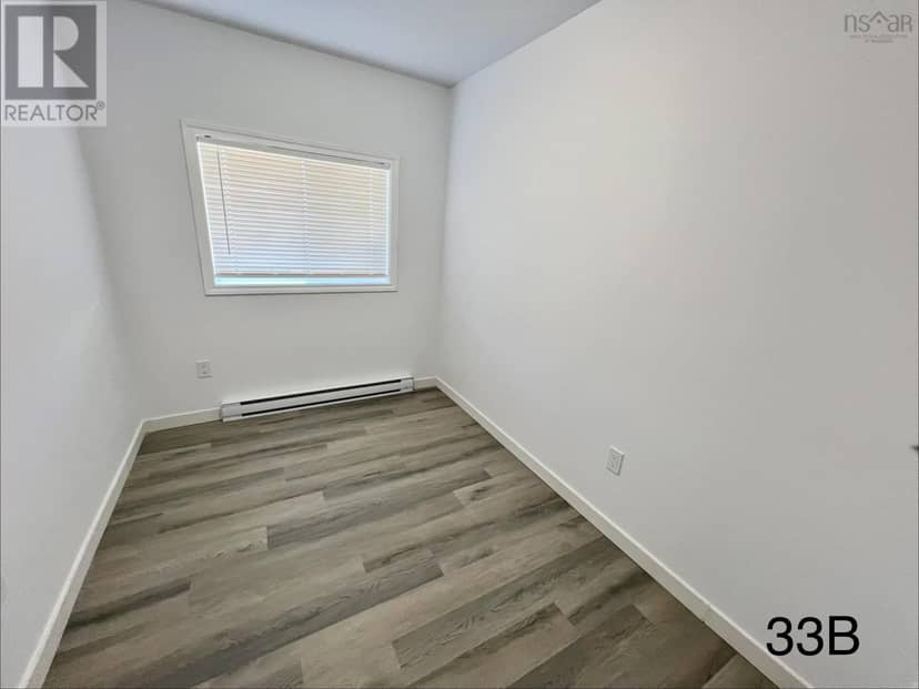 33 A/B Inverness Street — photo 14 of 22