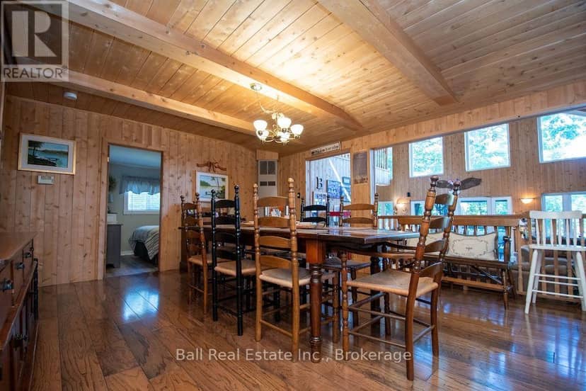 2521 Selwyn Bay Lane — photo 12 of 40