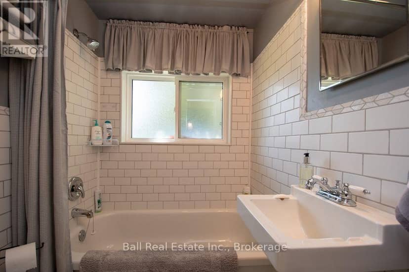 2521 Selwyn Bay Lane — photo 25 of 40