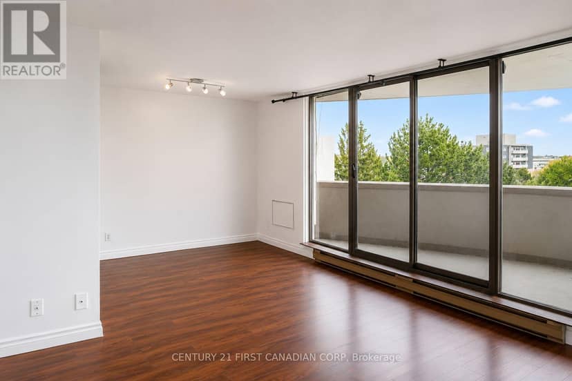 507 - 1103 Jalna Boulevard — photo 13 of 15