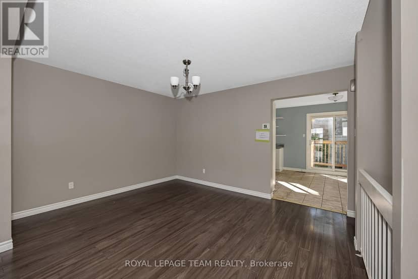 D - 284 Dalehurst Drive — photo 11 of 39