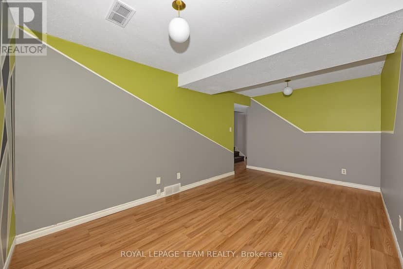 D - 284 Dalehurst Drive, Ottawa, photo 6